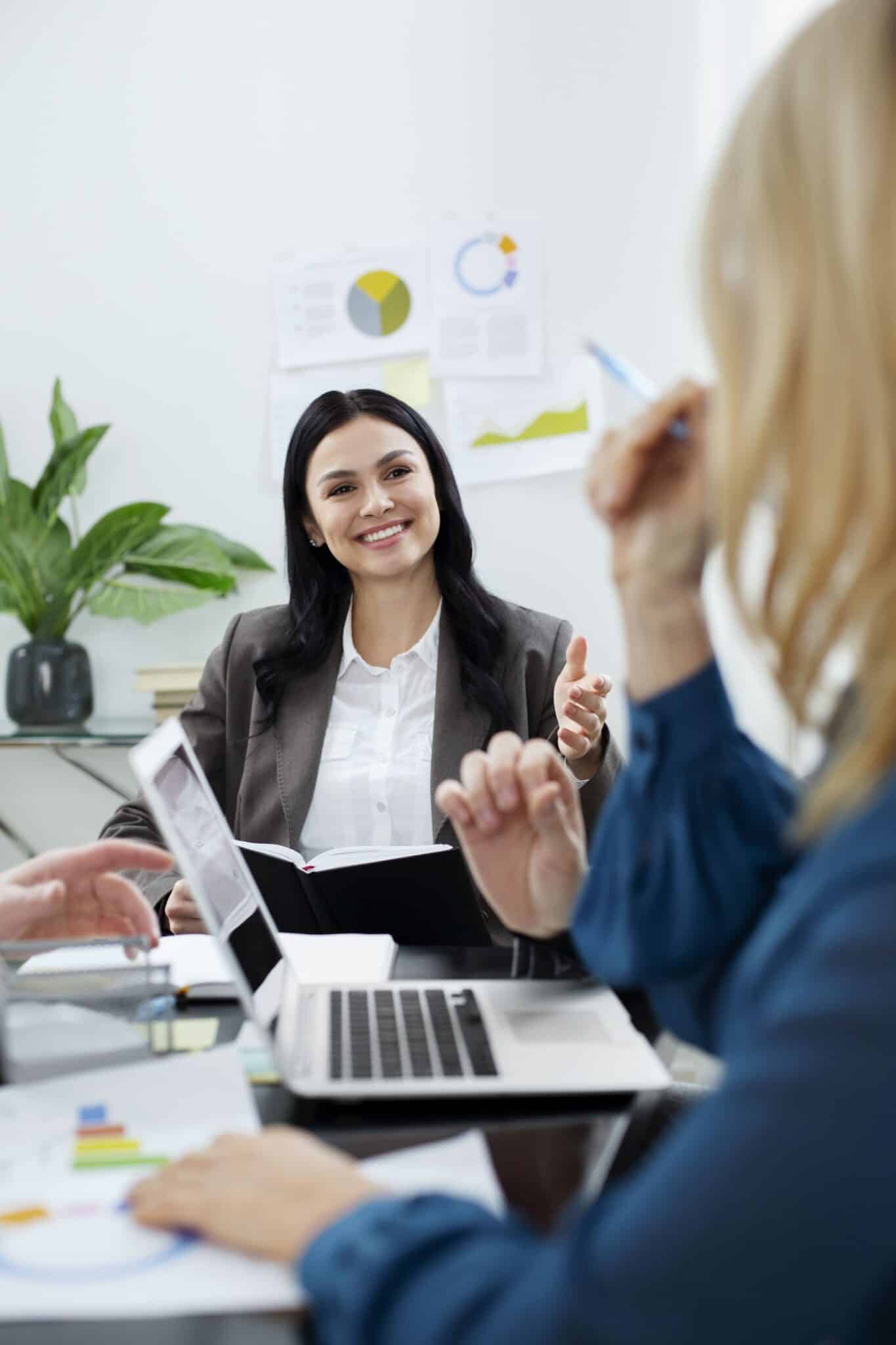 lesfavoris-expertises-reuniontravail-scaled
