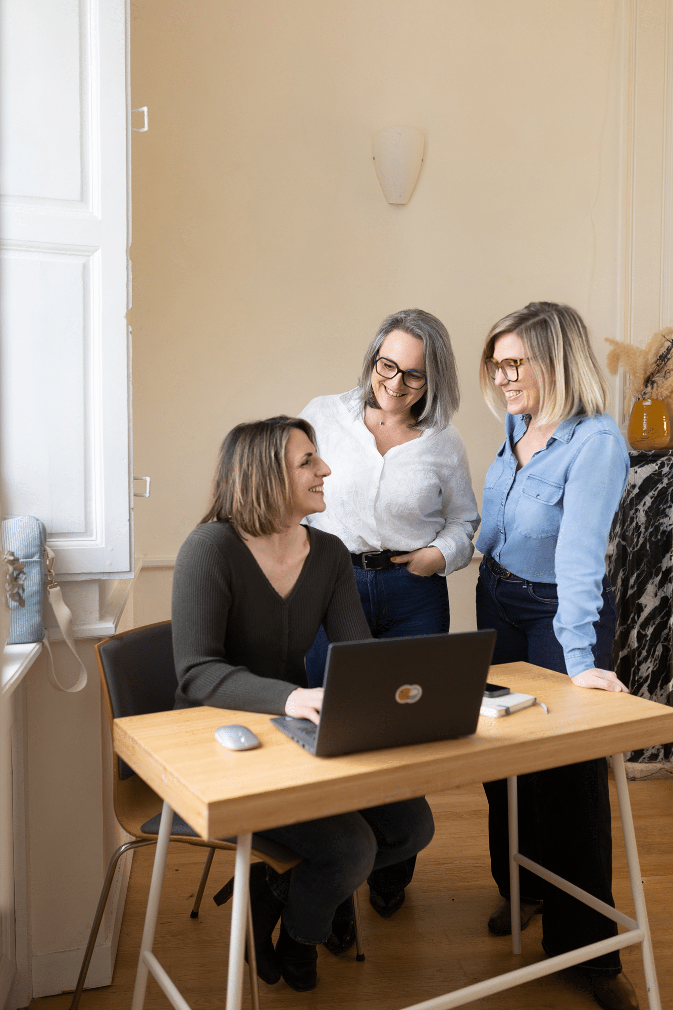 2026_03_09_Les-Favoris©Kristina-Amarandos-3-equipe-portrait